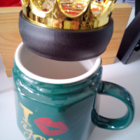 Луксозна керамична чаша с капак-корона, снимка 2 - Арт сувенири - 44938422