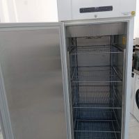 Професионален хладилник Gram

, снимка 1 - Хладилници - 45683640