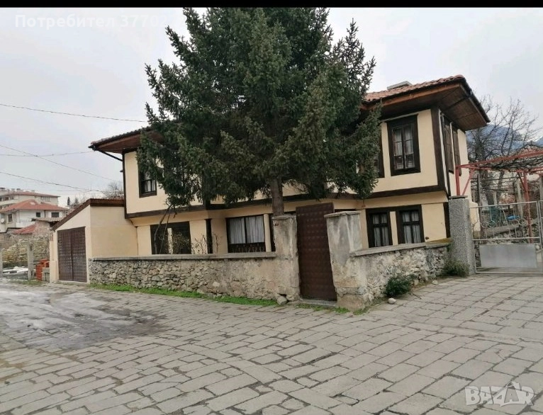 Продава възрожденска къща Карлово, снимка 1