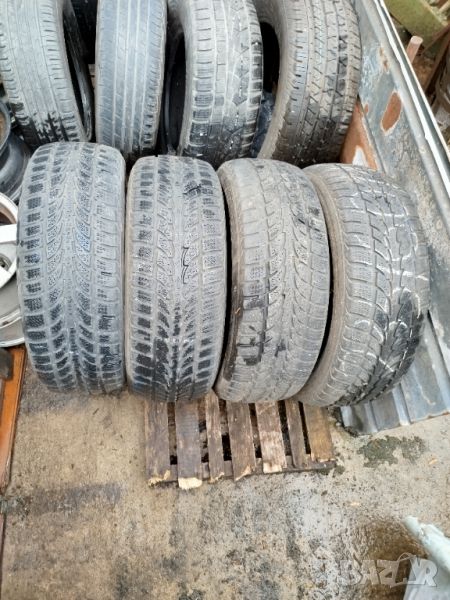 джипови гуми Nokian 235/60 R18 XL 107V, снимка 1