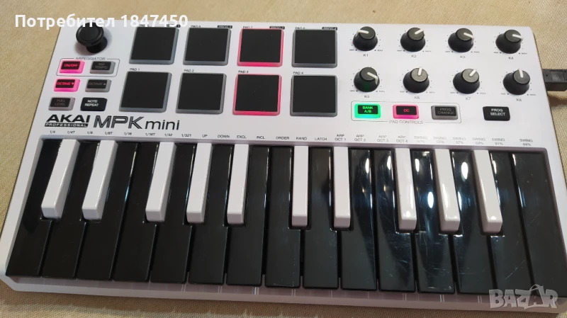 AKAI MPK mini контролер, снимка 1