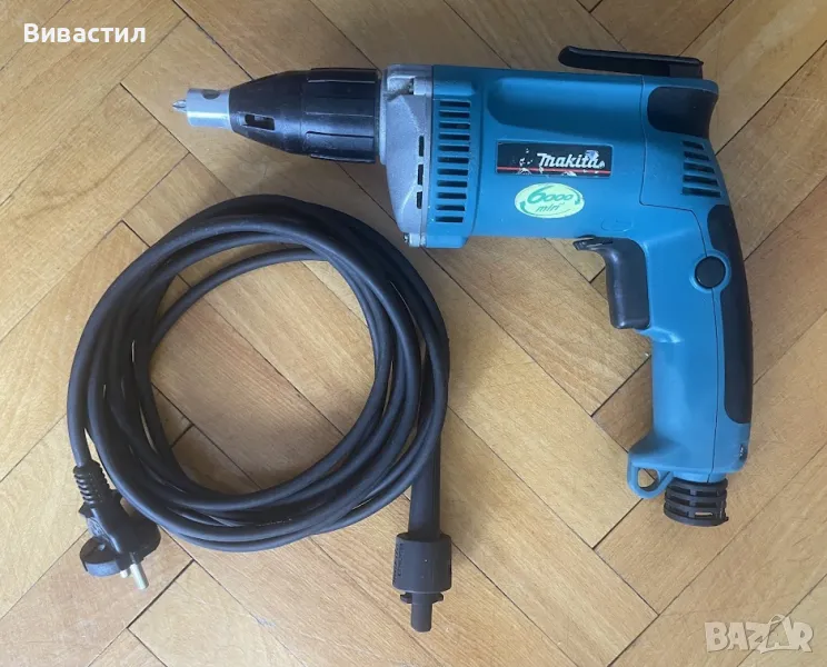 Електронен винтоверт Makita 6825R 570W 6000 об/м. Професионален винтоверт, за гипс картон,, снимка 1