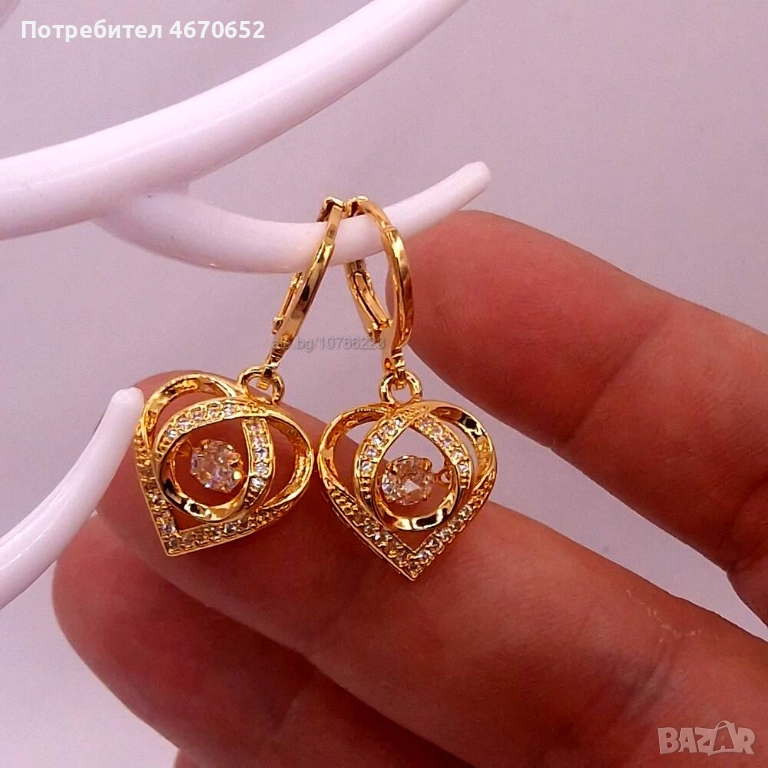 Висящи обеци сърца с камък - с позлата, снимка 1