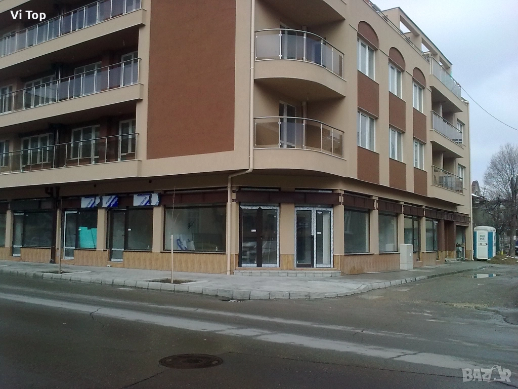 Давам  помещение под наем в Русе Център, снимка 1