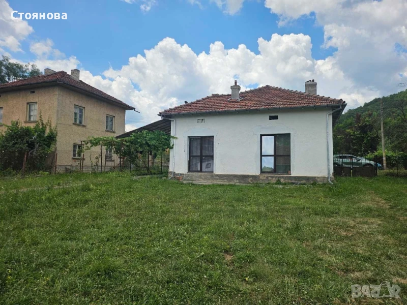 Продавам ваканционен имот , снимка 1