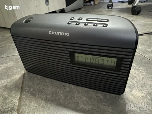 Радио Grundig, снимка 2 - Радиокасетофони, транзистори - 46862271