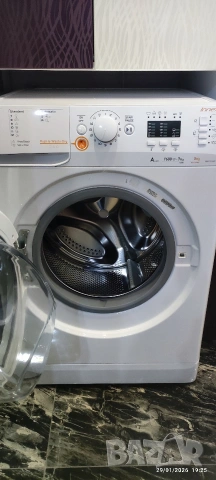 Пералня със сушилня Indesit, снимка 2 - Перални - 53283305