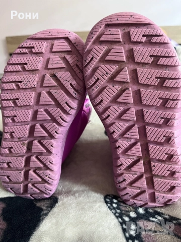 Ботуши Adidas, снимка 2 - Детски боти и ботуши - 52965204