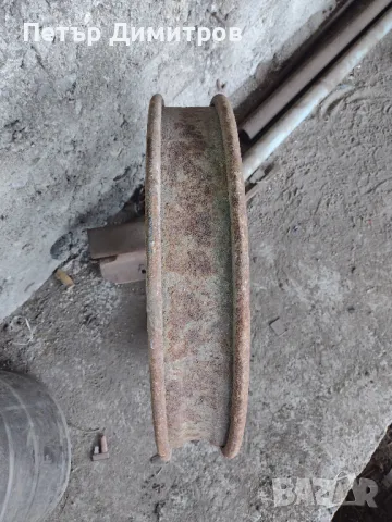 Антика-винтидж автомобилна джанта, снимка 2 - Антикварни и старинни предмети - 49831828