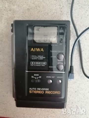 Ретро уокмен AIWA HS-J202, снимка 3 - Радиокасетофони, транзистори - 46486539