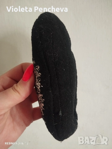 Родопски детски терлици , снимка 3 - Антикварни и старинни предмети - 54242620