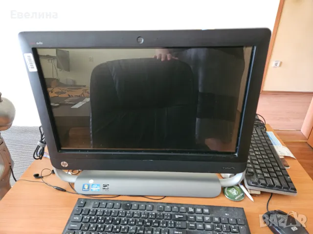 HP TouchSmart Elite 7320 Touchscreen All In One, снимка 4 - За дома - 47504361