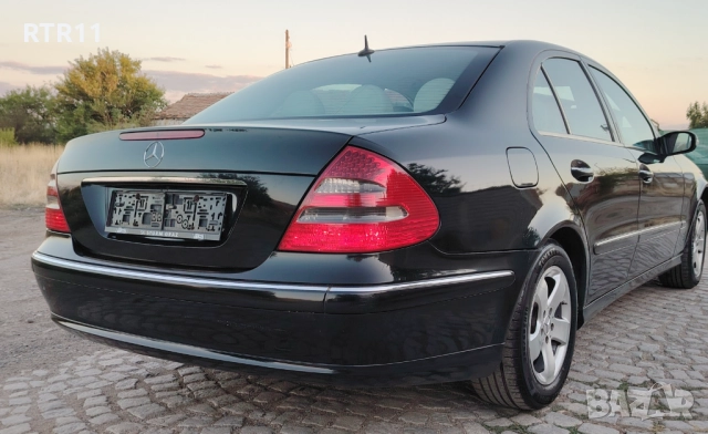 Мерцедес Е 220 Авангард, снимка 10 - Автомобили и джипове - 52972113