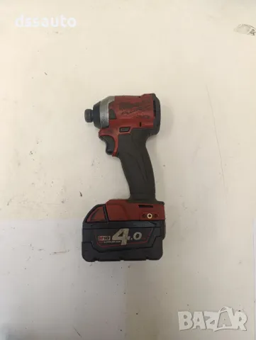 Гайковерт Импакт Milwaukee M18 FID2 2853-20 с батерия  За части, снимка 2 - Винтоверти - 49514945