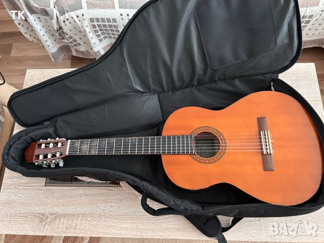 Продавам 3/4 класическа китара YAMAHA CS40, снимка 2 - Китари - 46146627