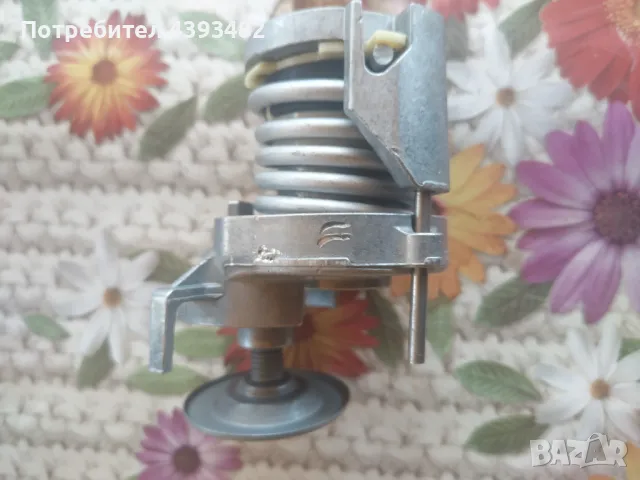 Ремъчен обтегач пистов ремък