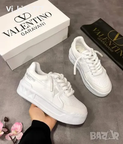 Нови обувки Valentino , снимка 2 - Дамски ежедневни обувки - 48989088