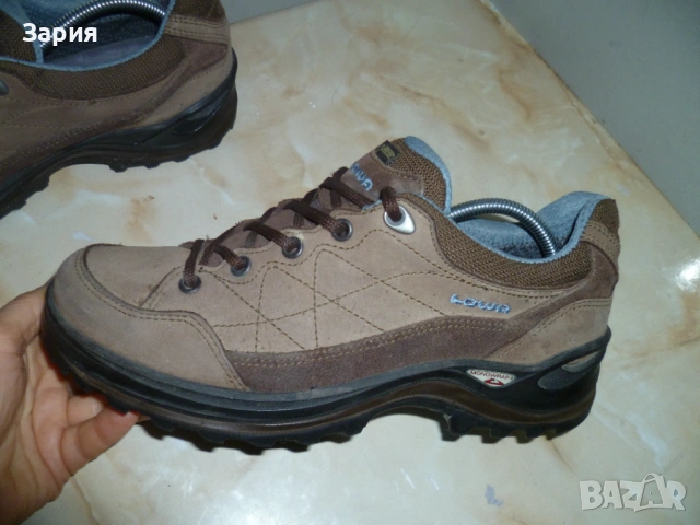 LOWA Gore-tex №39, снимка 6 - Маратонки - 53840409