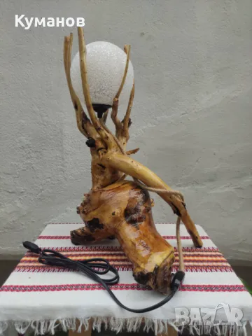 Дървена настолна лампа, снимка 3 - Настолни лампи - 49689071