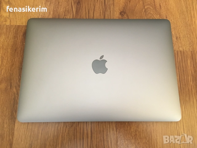13.3' Apple MacBook Pro M1 2020 Space Grey 16GB RAM/256 GB SSD - Батерия 74 цик.
