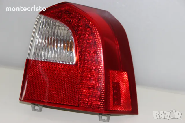 Десен стоп Volvo V70 комби (2007-2013г.) HELLA LED 30698984 Волво V 70, снимка 3 - Части - 46874254