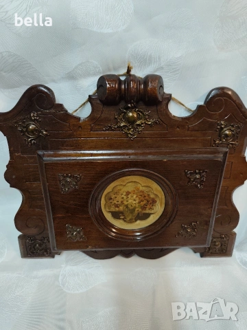 Антикварен стенен държач за вестници и списания (края на XIX / началото на XX век).