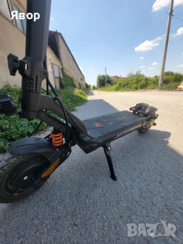 Електрическа тротинетка Kukirin G2 Master на 200км