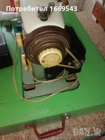 немска ретро шевна машина-Naumann, снимка 9 - Шевни машини - 49996650