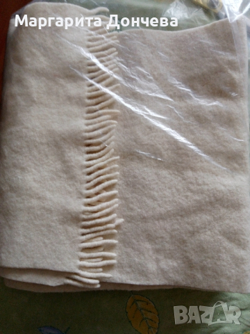 бял вълнен пояс за народна носия , снимка 2 - Антикварни и старинни предмети - 44968260