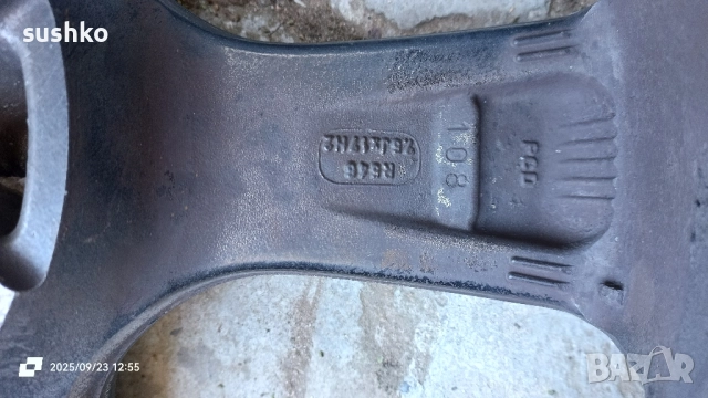 Джанти 17" от Волво V50, снимка 4 - Гуми и джанти - 51936766