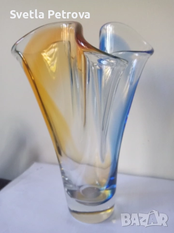 Стъклена ваза и купа кошница, снимка 5 - Антикварни и старинни предмети - 53248743