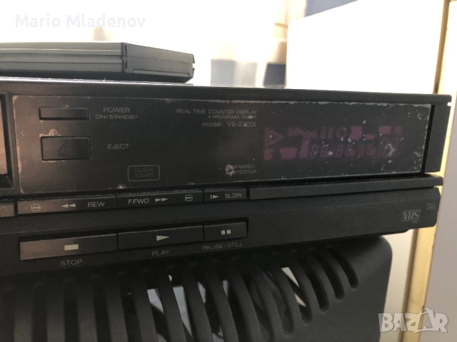Видео рекордер AKAI VS-23 EDI vhs, снимка 2 - Плейъри, домашно кино, прожектори - 52289636