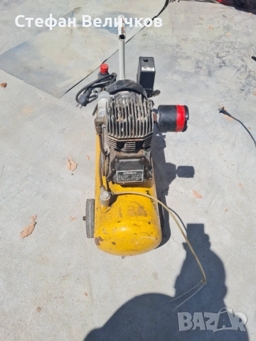 Маслен компресор за въздух BRETON / Balma – 24L, снимка 5 - Компресори - 54063601