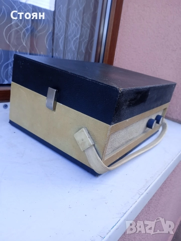 немски малък грамофон, снимка 4 - Грамофони - 52743408