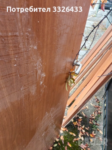 Интериорна дървена врата с 2 каси и лайстни , снимка 3 - Интериорни врати - 52376473