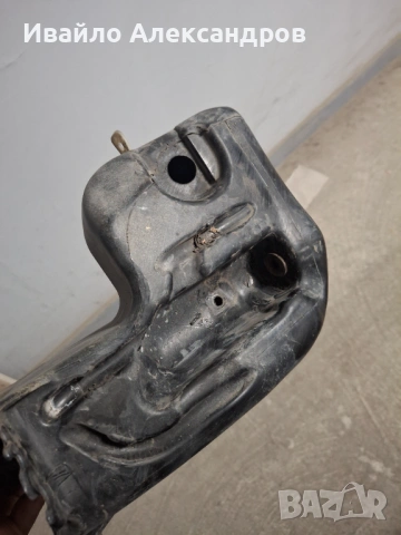 Казанче за течност, чистачки Opel Astra H, снимка 3 - Части - 53777205