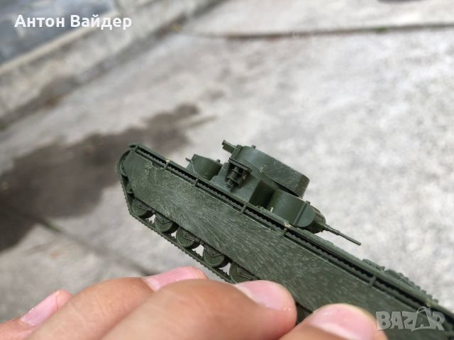 Танк Т-35, Zvezda, 1/100, снимка 5 - Колекции - 46651763