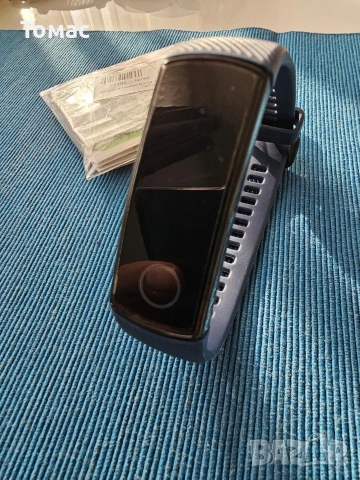 Смарт гривна Honor Band 4