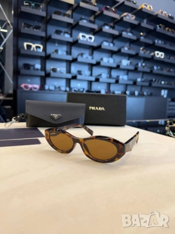 очила с черен обикновен калъф и ув защита prada cartier , снимка 7 - Слънчеви и диоптрични очила - 52023106