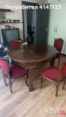 Трапезата маса със столове , снимка 2 - Маси - 46416416