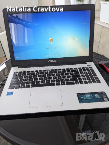 Продавам лаптоп Asus , снимка 1 - Лаптопи за дома - 46010128