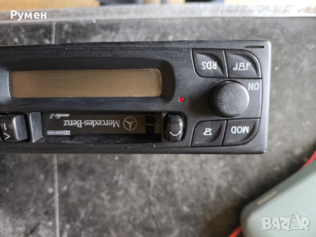 Ретро авторадио-касетофон Panasonic CQ-LP3920L / Mercedes Audio 5 Q2, снимка 2 - Аксесоари и консумативи - 52042598