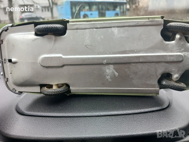 Стара унгарска ламаринена кола, снимка 2 - Антикварни и старинни предмети - 53888714