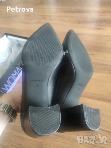 Официални обувки с дебел ток , снимка 3 - Дамски обувки на ток - 53404597