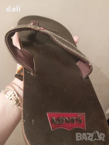 LEVI'S Original. Size 44 100% Leather , снимка 5 - Мъжки чехли - 45072909