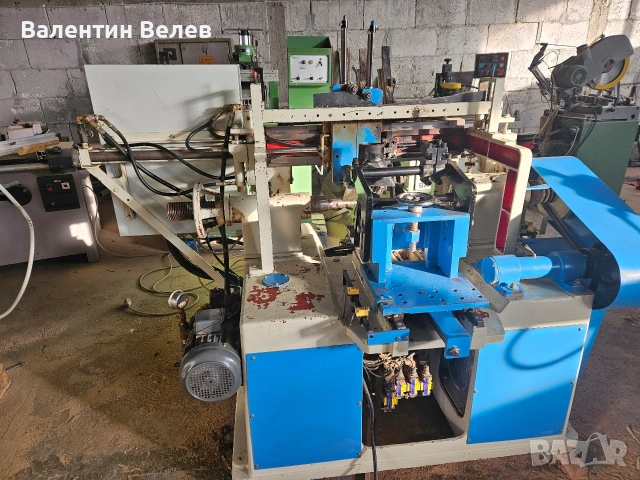 Автоматичен копирен струг за дървени крачета,година 2012,пълен автмат