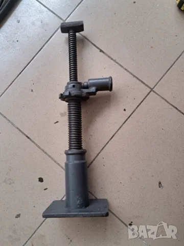 Винтов крик на 2 степени 2т