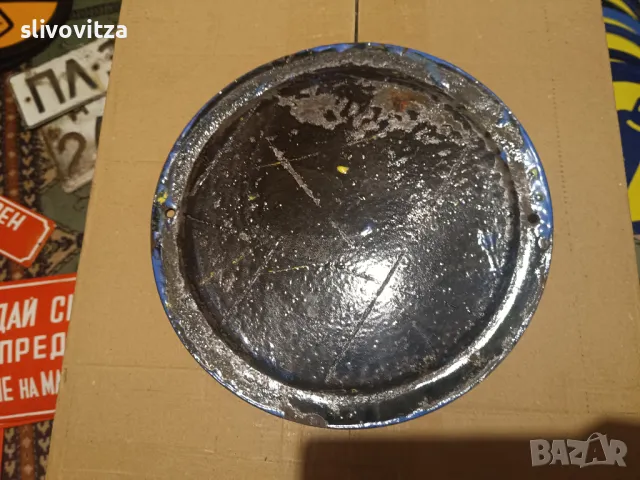 Кръгли емайлирани табели с дефекти, снимка 4 - Антикварни и старинни предмети - 49792197