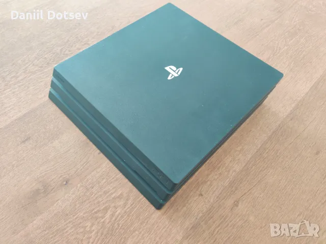 PS4 Pro 1TB с 2 джойстика + игри, снимка 4 - PlayStation конзоли - 48113930