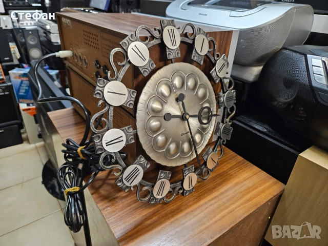 Винтидж стенен часовник със звездовиден дизайн от средата на века, стенен часовник MCM със сребърни , снимка 9 - Стенни часовници - 51977286